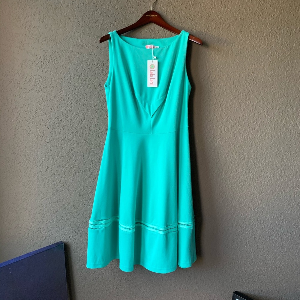 Lada Lucci turquoise size 8 made in Ukraine dress